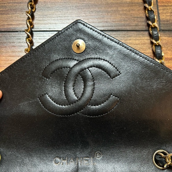 Vintage Chanel Shoulder Envelope Crossbody Bag Matelasse Black Lamb Skin - Picture 3 of 15